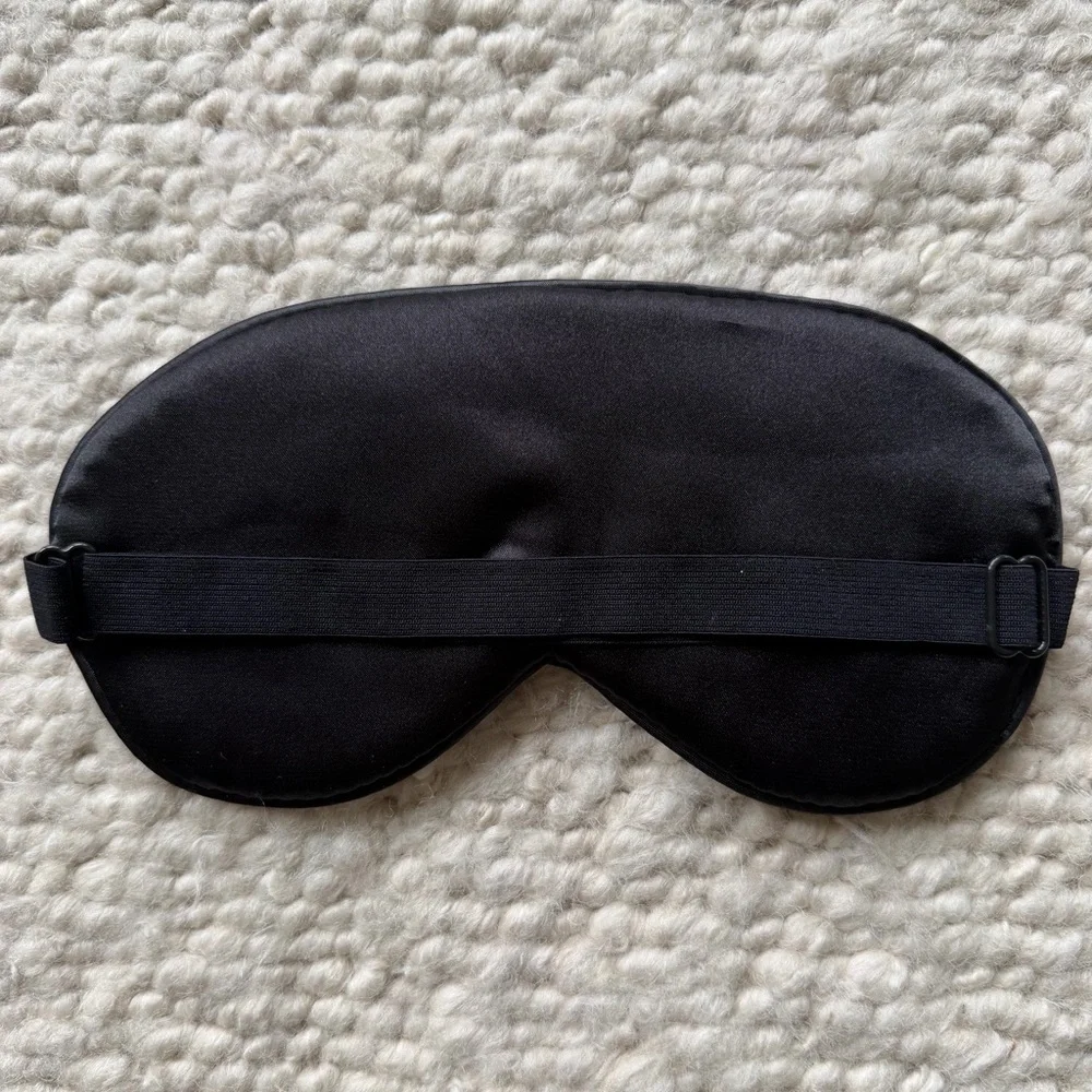 [NWOT] Ten More Minutes Silk Eye Mask